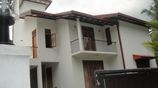 Upstairs Unit for Rent – Brand New Two-Storey House - Athurugiriya