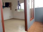 Upstairs unit for rent in Mount Lavinia