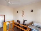 upstairs unit for rent in Mount Lavinia