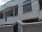 Upstairs Unit for Rent in Talawatugoda