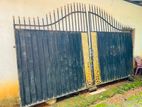 Used Gate