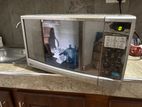 LG Microwave Oven