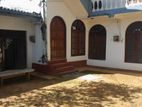 Uspair house for rent in mount Lavinia