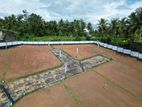 Uynwatta Lake Facing Land Plots in Bandaragama