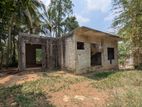 වැවට මායිම්ව සුන්දර නිදහස් පරිසරයක පදිංචි වෙන්න කදිම අවස්ථාවක්
