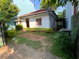 Valuable 10 Perch Land with House for Sale Borelasgamuwa