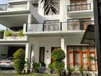 Valuable 3 Storey House for sale Talawathugoda