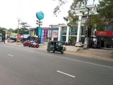 Valuable Commercial Building for Sale in Kandy Road Kadawatha