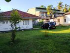 Valuable commercial land with two houses for sale in piliyandala