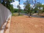 Valuable flat 7p. Land for sale in Pannipitiya