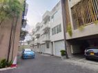 Valuable Flat building with 12 A/C rooms arranged for 3 houses sale