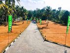 Valuable land plots sale for Padukka