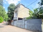 Valuable Land With A Livable House For Sale In Swarna Road Colombo-5