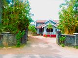 Valuable Land with House for Sale in Enderamulla