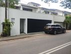 Valuable Land with Livable House for Sale in Colombo 5