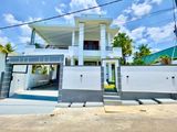 Valuable Luxurious Stylish 3/Storey House in Kesbewa Rd Polgasowita