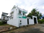 Valuable Luxury House for Sale in Athurugiriya