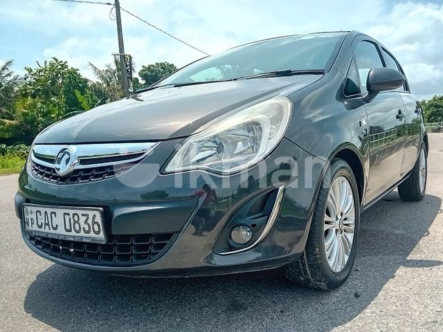 Vauxhall Corsa 2013 photo 3
