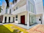 Very Close to Beach Tourists Area An Upstairs House For Sale In Negombo