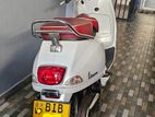 Vespa Elegante 150 2018