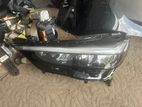 Vezel 2025 Head Light