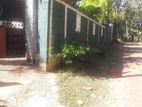 Land with House for Sale in ගම්පහ