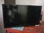 Samsung 32 inches LCD TV