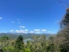 වික්ටෝරියා ජලාශය පෙනෙන මානයේ Land for Sale digana