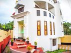 Villa-Type Brand New Luxury Modern 3-Story House in piliyandala
