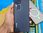 Vivo v30 5G (Used)