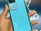 Vivo V30 8 GB 128 (Used)