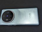 Vivo X100 pro (Used)