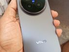 Vivo X300 Pro 12/256GB (Used)