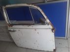 Volkswagen Beetle 1300 Doors