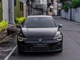 Volkswagen Golf Platinum 2023