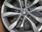 17 Inch Volkswagen Alloy Wheel