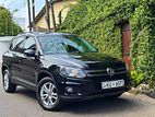 Volkswagen Tiguan 1ST OWNER LOW MILES 2012