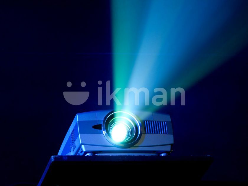 Vsonic HD Home cinema Projector for Sale in Akkarepattu ikman