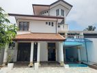 Wattala Spacious Modern House for Sale (H2087)