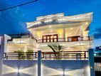 Well Designed An Unique Upstairs 5Br Luxurious House For Sale Negombo