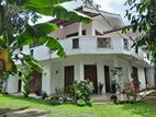 Well maintained House rent in Battaramulla