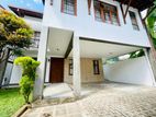 Well-Maintained Luxury Home for Sale – Battaramulla