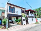Well Maintained Solid House for sale in Rathmalana