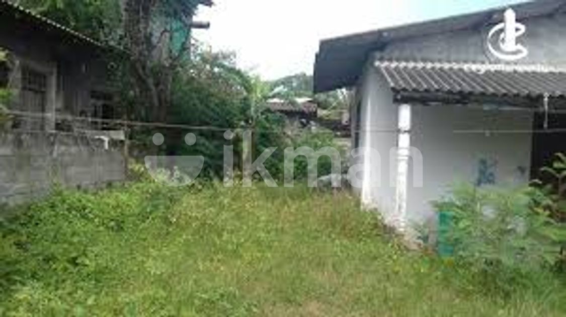 wellawatte near St. peters 14p land for sale 11m ikman