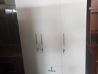WHITE 3 DOOR MELAMINE CUPBOARD (K-4)