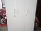 white 3 door wardrobe (K-34)