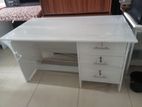 WHITE 3 LOCKR OFFICE TABLE (Q-24)