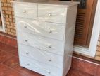 White chest of drawers