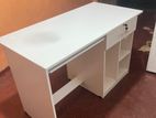 white large computer table (098)
