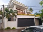 With Full Furnished Luxury House Sale Battaramulla